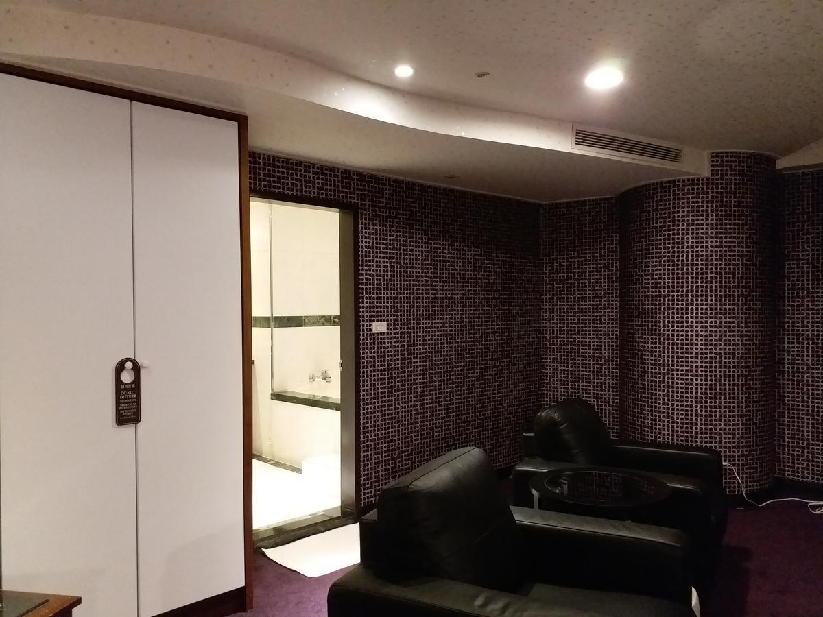 Hondow Hotel Tajpej Zewnętrze zdjęcie